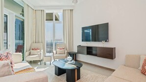 Apartment - 2BR Missoni Branded 5 Mins to Burj Dubai Mall (Dubai)