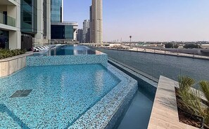 1 bedroom - Sophisticated Studio Escape Missoni Luxury Design (Dubai)