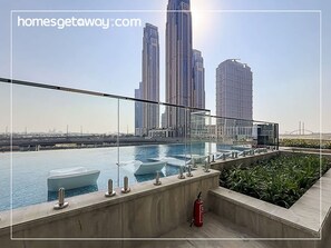 2 bedrooms, Internet - 2BR Missoni Apt 5 min Drive to Burj Dubai Mall (Dubai)
