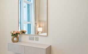 Apartment | 2 bedrooms - 2BR in Missoni Bldg 5 Mins to Burj Dubai Mall (Dubai)