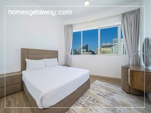 Apartment | 5 bedrooms, Internet - Spacious 4-br in Horizon Tower Marina (Dubai)