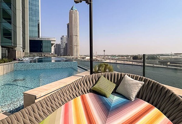 Apartment | 2 bedrooms, Internet - Stylish 2BR Fully Furnished Unit at Missoni (Dubai)