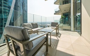Apartment | 2 bedrooms, Internet - Stylish 2BR Fully Furnished Unit at Missoni (Dubai)