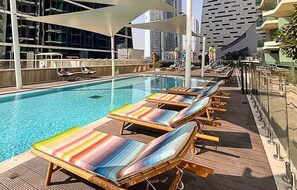 Apartment | 1 bedroom - Stylish Missoni 1BR Luxury Stay Ideal for 5 Guests (Dubai)