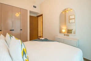 Apartment | 1 bedroom - Stylish Missoni 1BR Luxury Stay Ideal for 5 Guests (Dubai)