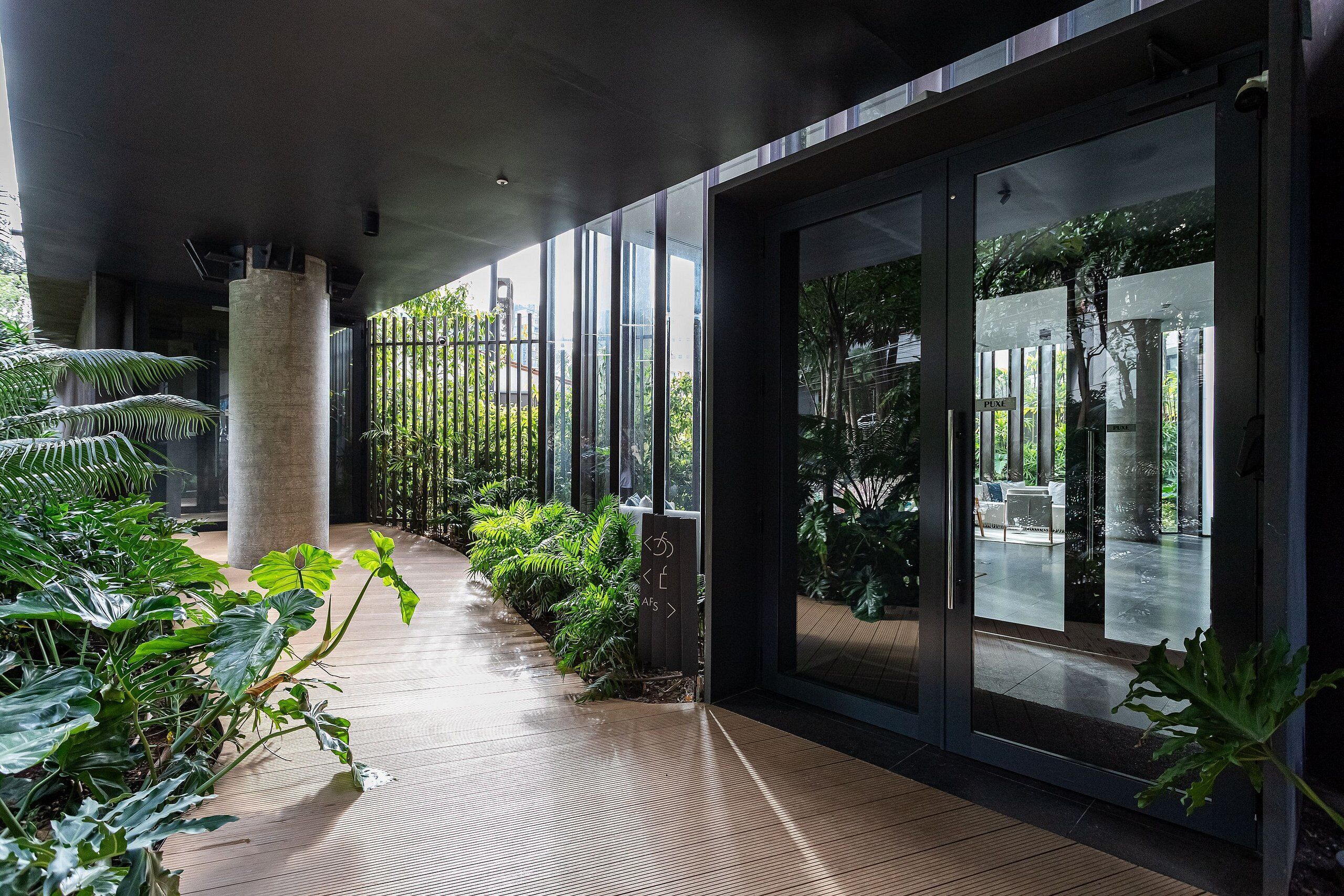 Elite Studio | Exterior