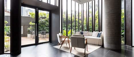 Deluxe Studio | Interior