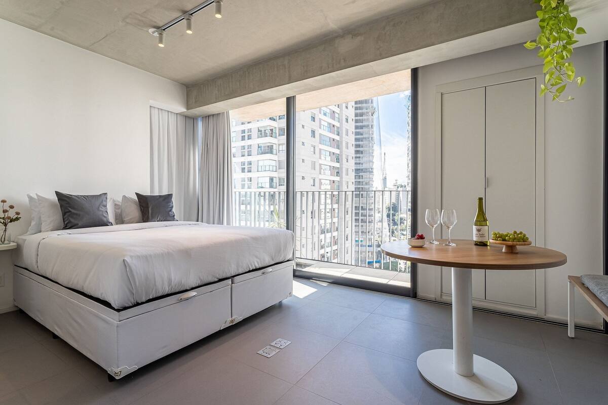 Wifi gratis y ropa de cama