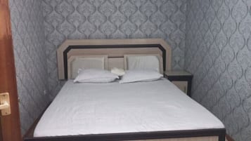 2 chambres, fer et planche Ă  repasser, Wi-Fi, draps fournis