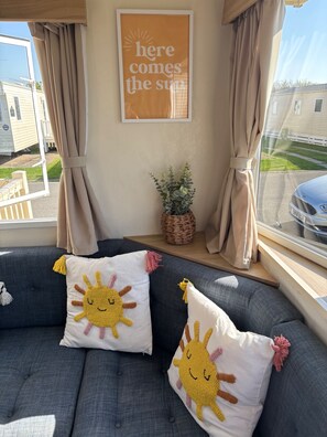 Chalet | Living area - Robin Hood 3-bed Caravan, Sleeps 8, Pet Friendly (Rhyl)