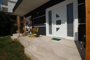 Exterior - Alis Apartments (Sarande)