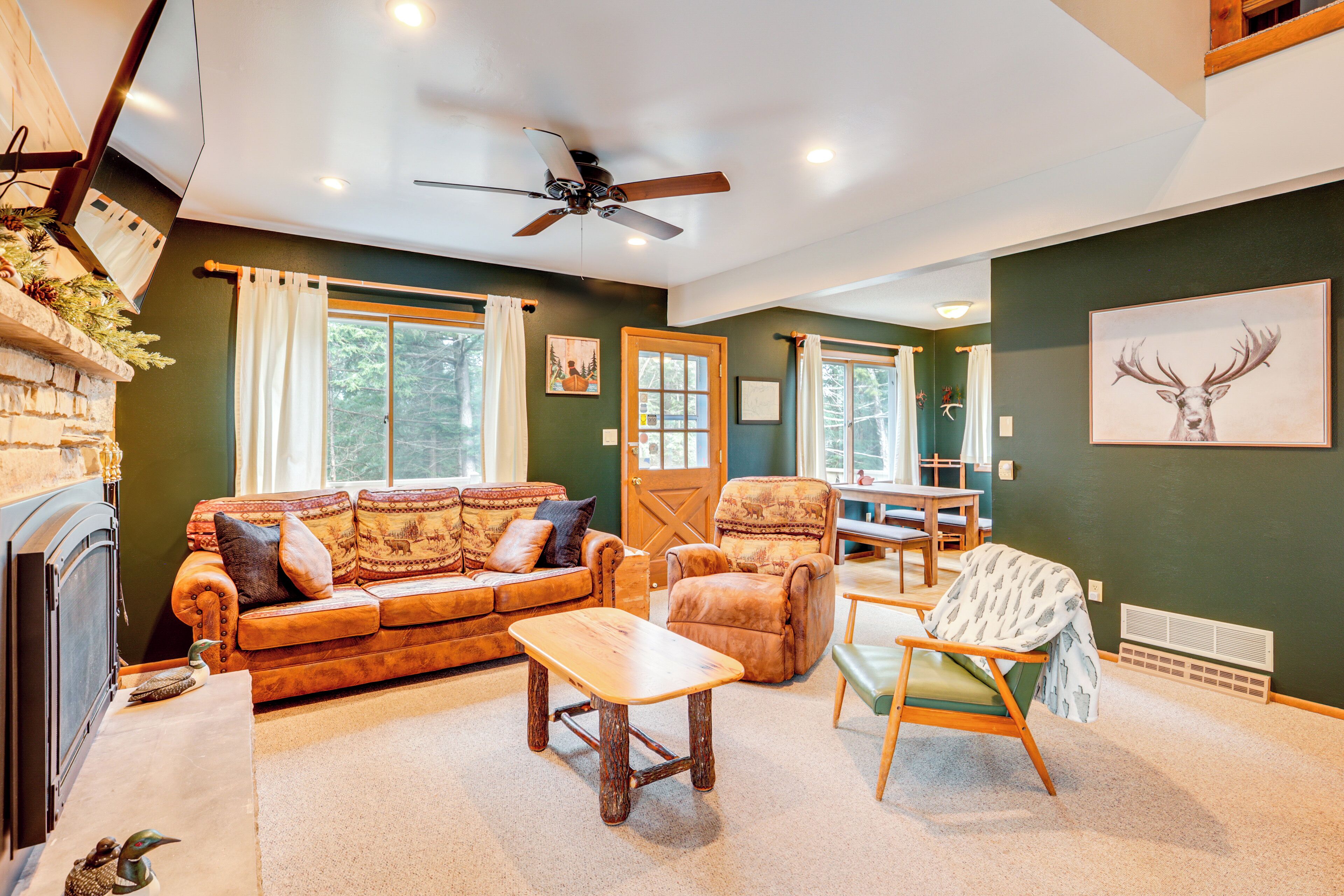 House (4 Bedrooms) | Interior