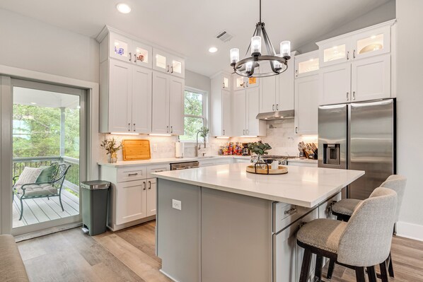 Interior - 6 Mi to Lake Somerville: Barndominium on 20 Acres (Somerville)