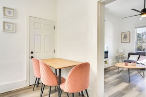 Apartment (0 Bedroom) | Interior - Near UNM & ABQ Biopark: East Dtwn Studio (Albuquerque)
