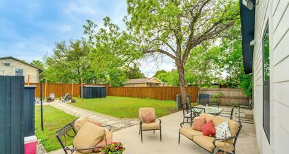 5 Mi to Dtwn: Dallas Home w/ Patio & Fire Pit!