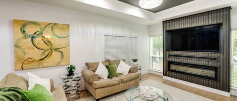 House (3 Bedrooms) | Front of property