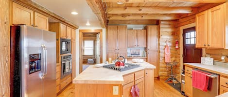 House (2 Bedrooms) | Interior