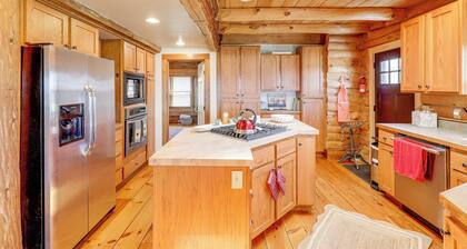 Near Trails, Lakes & Slopes: Cabin in Walpole!