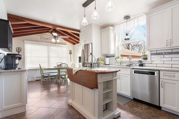 Frigorifero, piano cottura