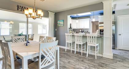 4 Mi to Venice Beach: Home w/ Patio & Yard