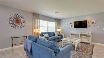 Rumah (2 Bedrooms) | Interior