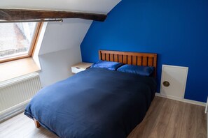 2 bedrooms, iron/ironing board, WiFi, bed sheets - Country apartment (Moulins)