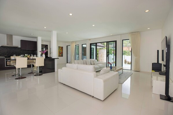 Design Villa, 3 Bedrooms, Pool View | Living area - Designer 3BR Villa Silver Pool in Kamala (Kamala)