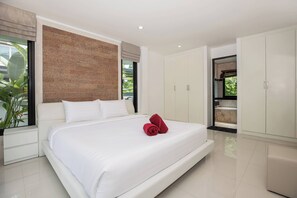 Design Villa, 3 Bedrooms, Pool View | Free WiFi