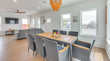 Talo (6 Bedrooms) | Sisätilat