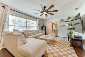 House (4 Bedrooms) | Interior - Private Outdoor Oasis w/ Pool: Home in Longwood! (Longwood)