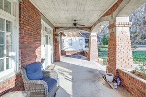 House (4 Bedrooms) | Interior - 1 Mi to Dtwn: Pet-friendly Macon Home w/ Yard (Macon)