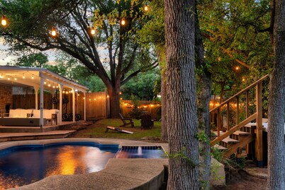 Upscale Retreat: Pool, Hot Tub, Gym & Games