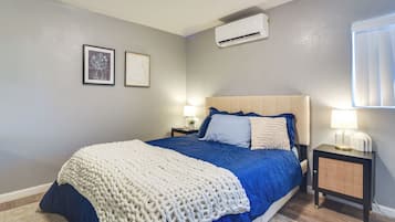 House (1 Bedroom) | Interior