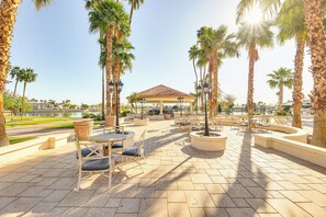 Talo (4 Bedrooms) | Sisätilat