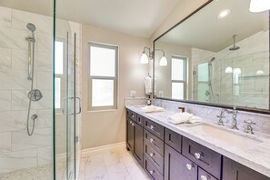 House (4 Bedrooms) | Interior - Val Vista Lakes Group Getaway: Lake & Pool Access! (Gilbert)