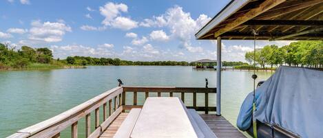 Casa (Multiple Bedrooms) | Parte interna