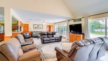 House (Multiple Bedrooms) | Interior