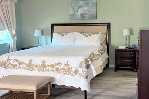 House (4 Bedrooms) | Interior - Screened Patio & Canal Views: Home in North Port! (North Port)