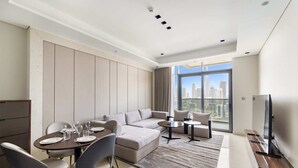 Unclassified image, 4 of 17, button - Luxury 1BR w Burj Khalifa View in Business Bay (Dubai)