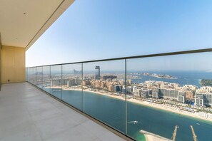 Apartment | 3 bedrooms, Internet - Spectacular 3BR Penthouse With Best Views of Palm (Dubai)