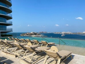 3 bedrooms, Internet - Spectacular 3BR Penthouse With Best Views of Palm (Dubai)