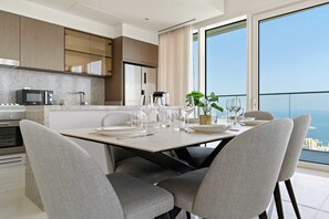 Apartment | 3 bedrooms, Internet - Spectacular 3BR Penthouse With Best Views of Palm (Dubai)