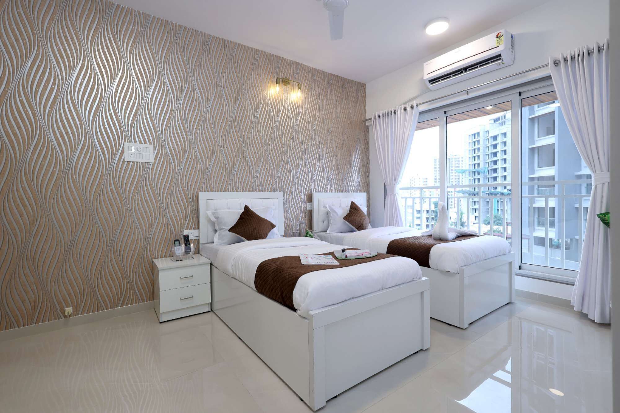 3 bedrooms, desk, iron/ironing board, WiFi