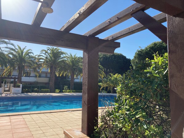 Udendørs pool