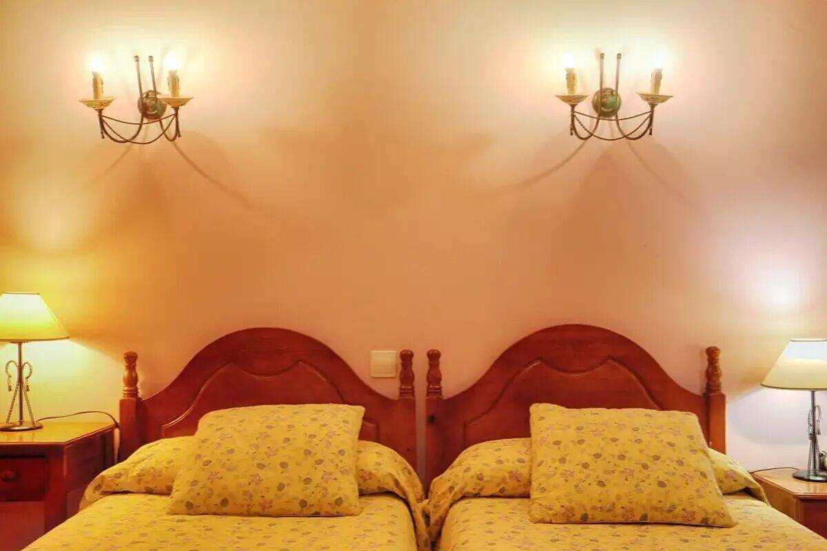 Quadruple Room | Desk, free WiFi
