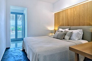 3 bedrooms, WiFi, bed sheets - Grand Family Villa, the perfect vacation retreat for your family in Paros island (Paros Island)