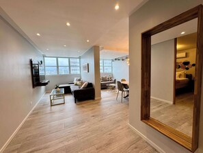 TV, offices - La Marquise | Best Location with pool in Condado! (San Juan)