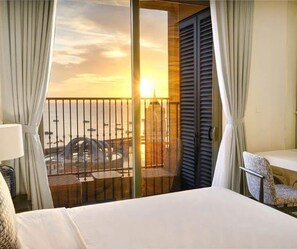 1 sovrum, sängtillbehör av högsta kvalitet och memory foam-madrasser