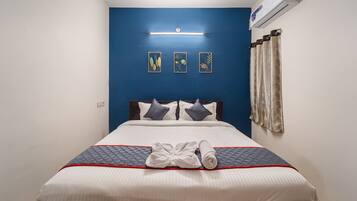 Family Apartment, Balcony | Egyptian cotton sheets, premium bedding, iron/ironing board, free WiFi