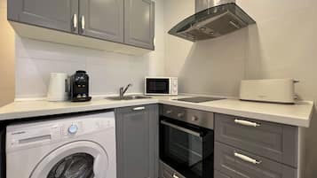 Apartament Comfort, 1 dormitori (2 Bedrooms) | Cuina privada | Cafetera i tetera i bullidora elèctrica
